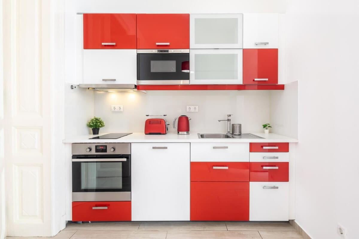 Bright & Large Apartment At Top Location ブダペスト エクステリア 写真